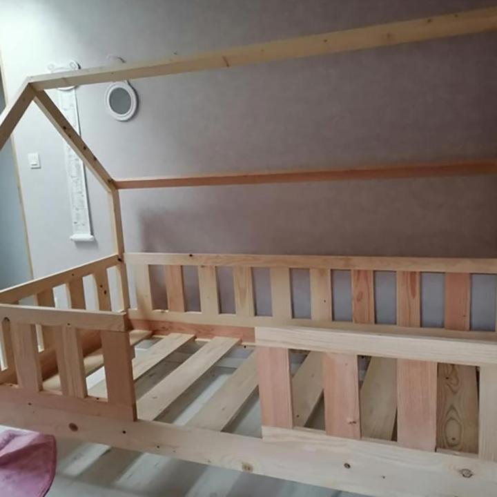 Création lit cabane bois Issoire